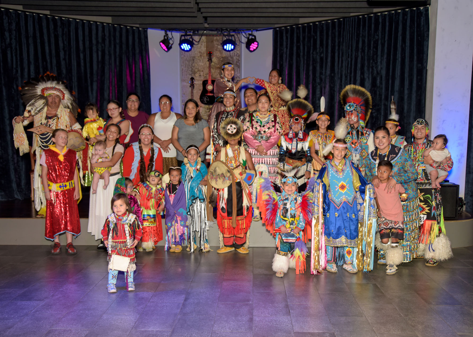 Cultural_Tourisim-Drum_Dancers-Group-Picture