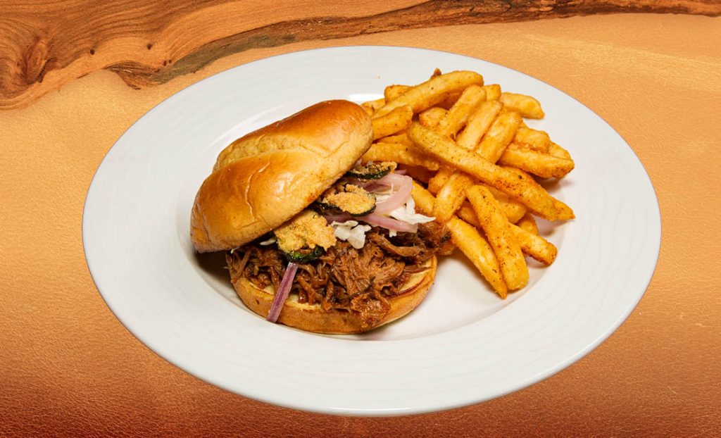 Sum25_Spicy BBQ Pork Sandwich